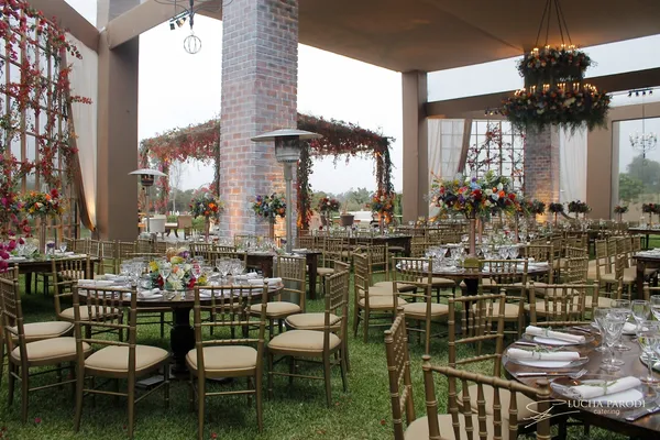 Matrimonio en tonos naranjas - Imagen